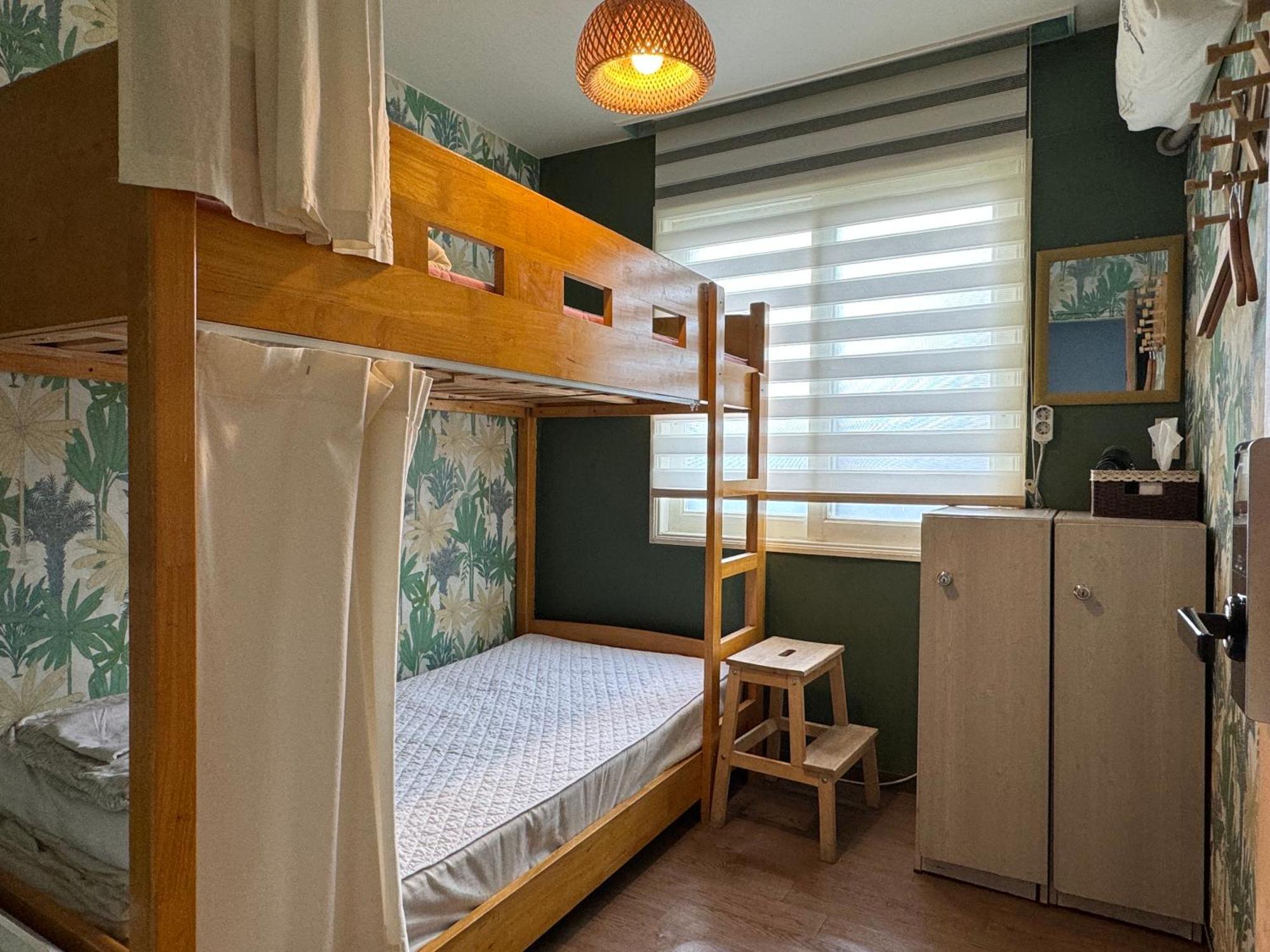 Greenday Guesthouse Чеджудо Экстерьер фото