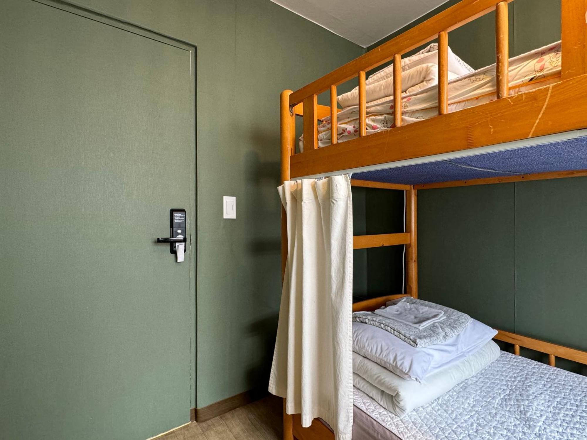 Greenday Guesthouse Чеджудо Экстерьер фото