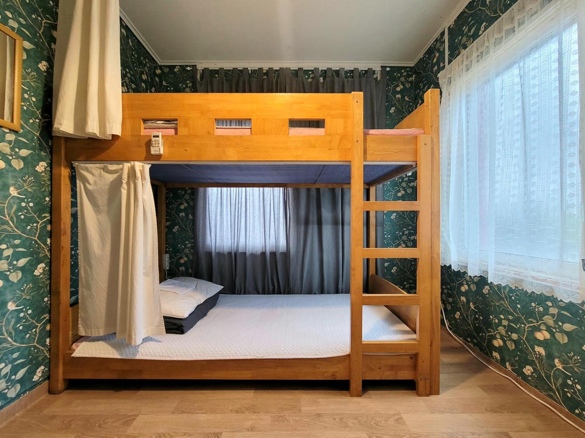 Greenday Guesthouse Чеджудо Экстерьер фото